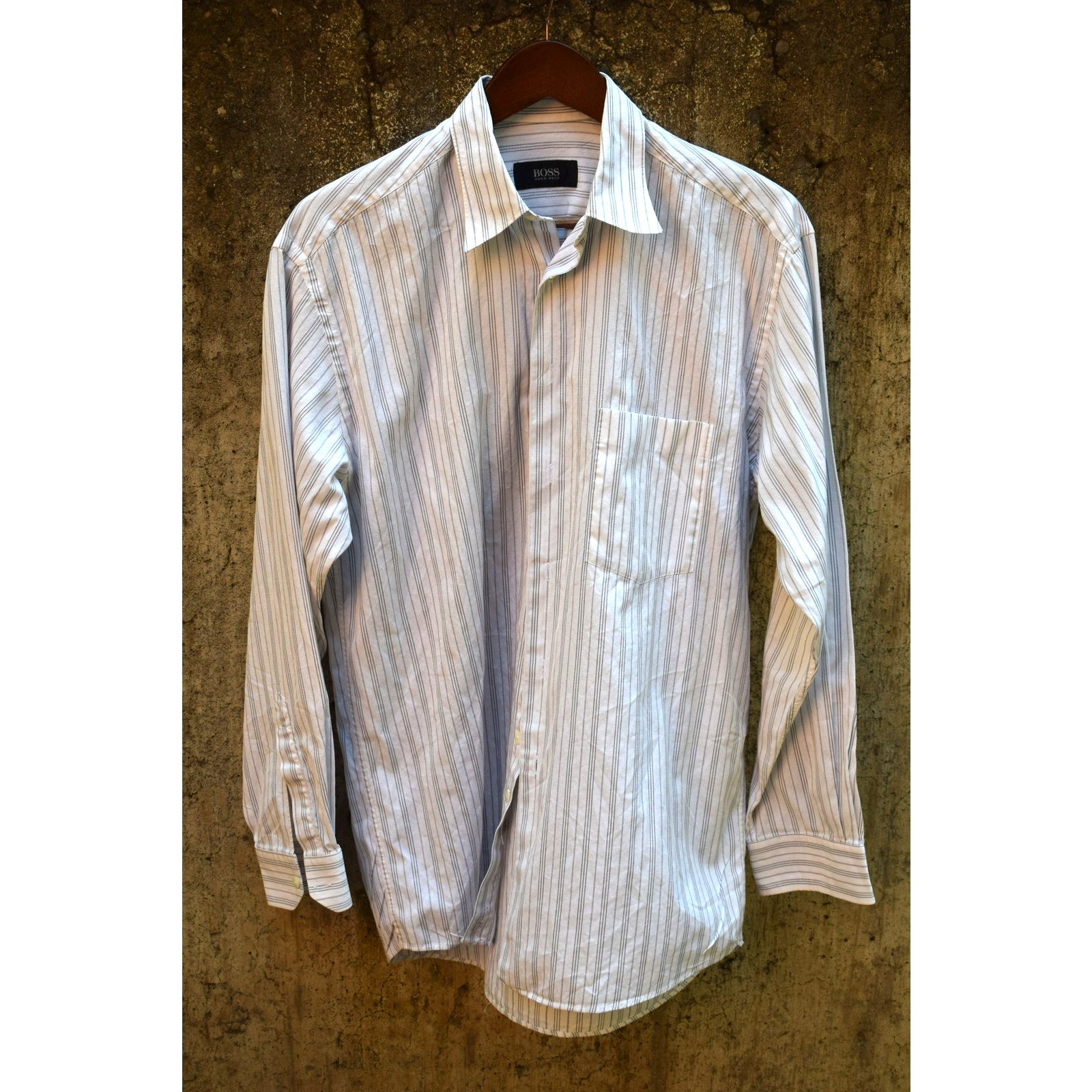 Hugo Boss Two-Ply 100% Cotton Striped Long Sleeve Button-Up Shirt Size 38